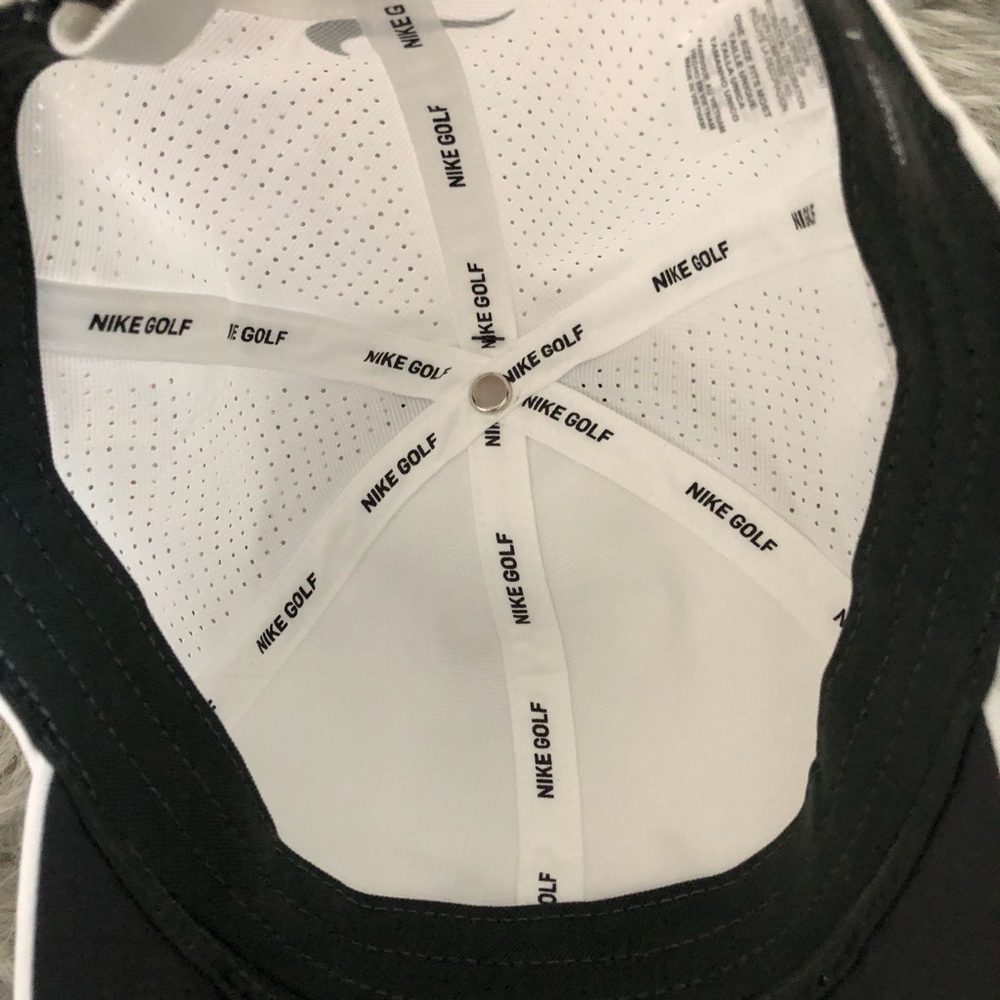 NIKE Women's AeroBill Legacy 91 Perforated Cap - Picture 3 of 6